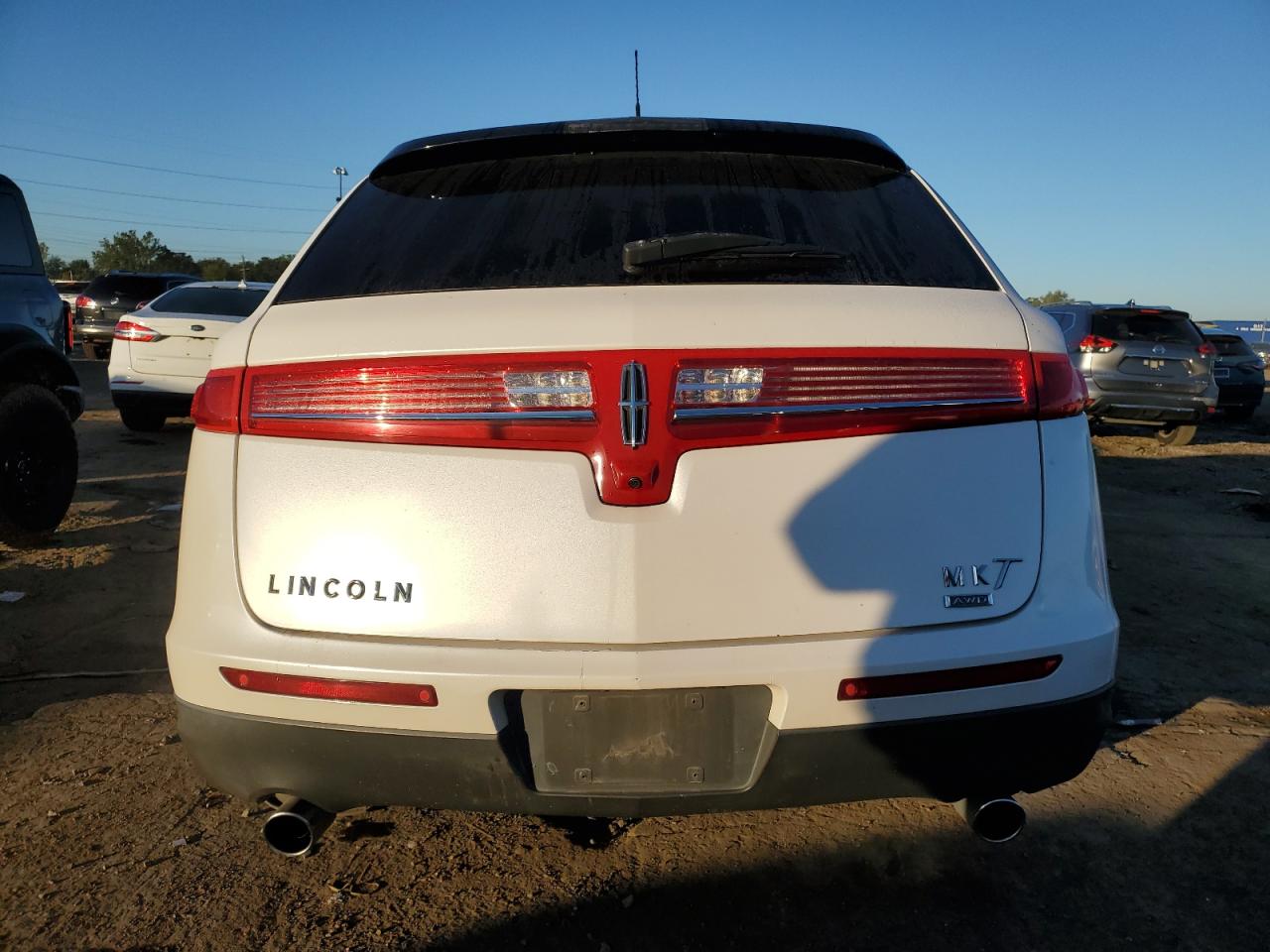 2010 Lincoln Mkt VIN: 2LMHJ5AR8ABJ08988 Lot: 81837415