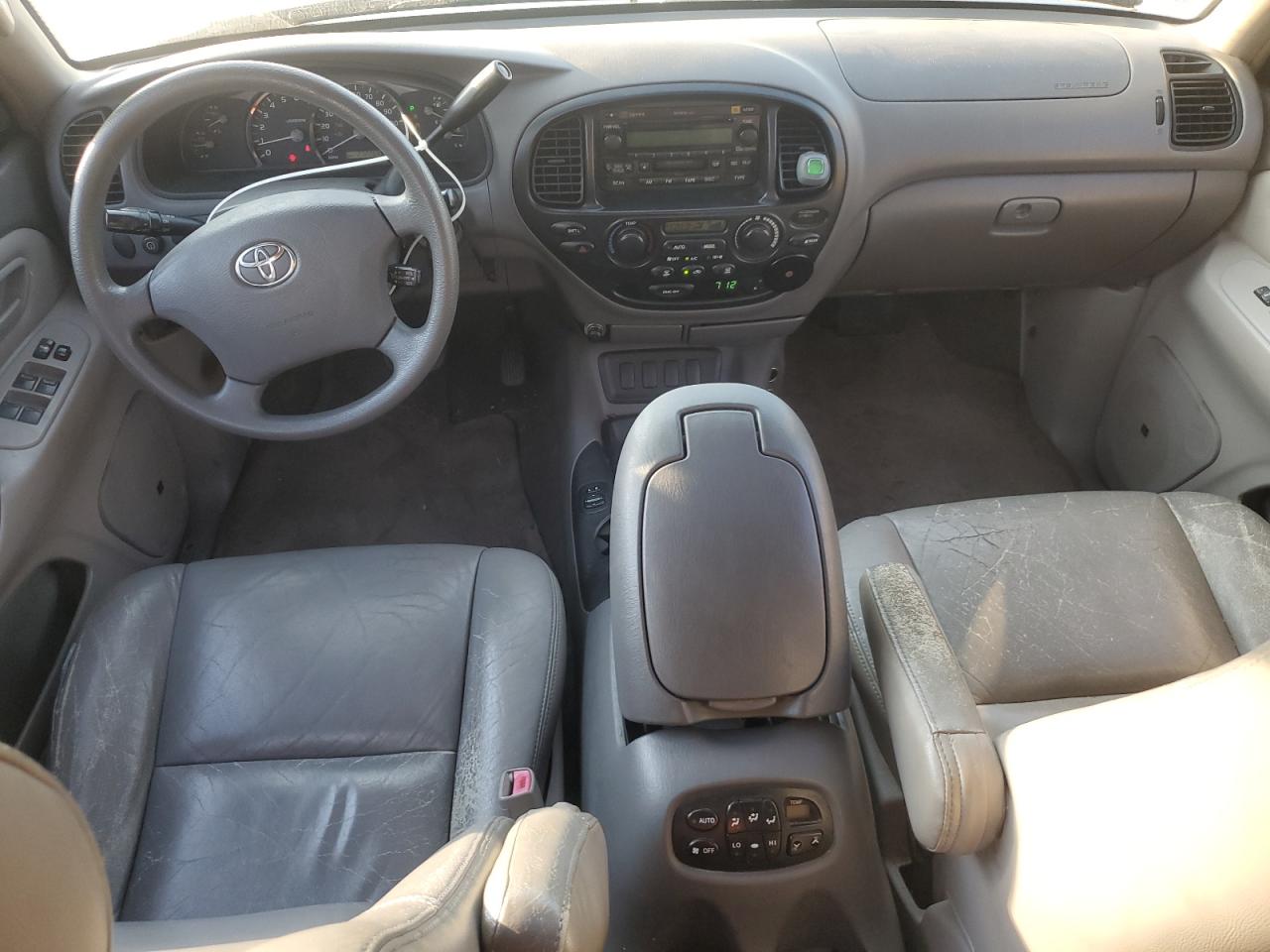 2005 Toyota Sequoia Sr5 VIN: 5TDZT34A25S240237 Lot: 80899745