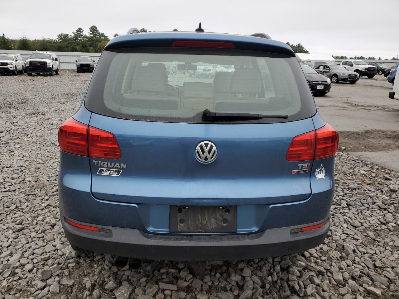 2017 Volkswagen Tiguan S VIN: WVGBV7AX3HW504156 Lot: 82128725