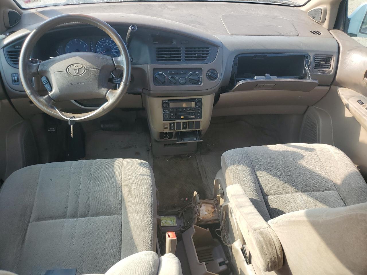 2002 Toyota Sienna Le VIN: 4T3ZF13C12U463443 Lot: 80893745