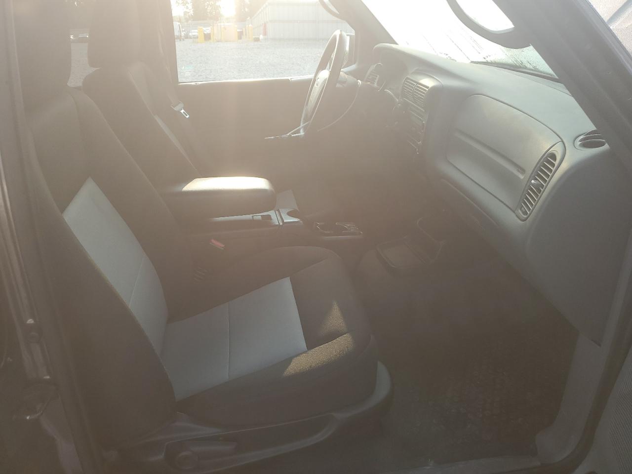 2010 Ford Ranger Super Cab VIN: 1FTLR4FE7APA70701 Lot: 81605625