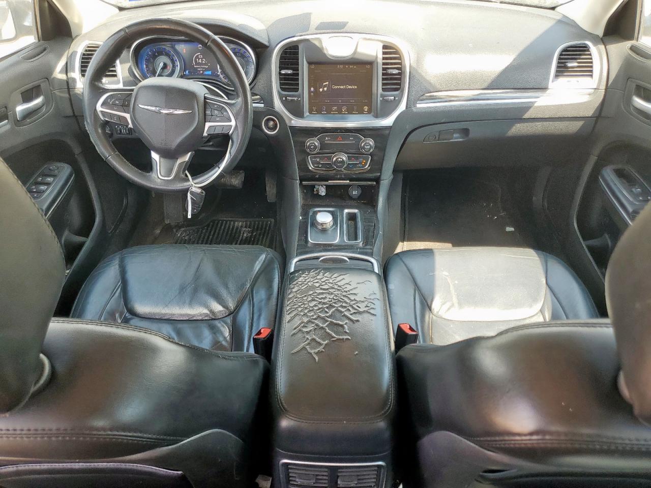 2015 Chrysler 300 Limited VIN: 2C3CCAAGXFH931670 Lot: 80387065