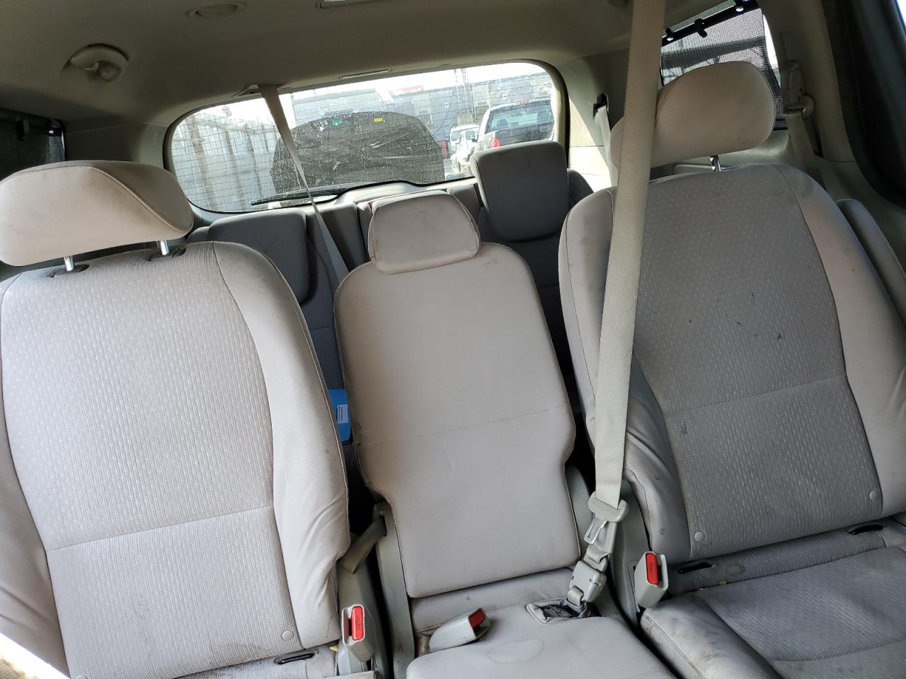 2016 Kia Sedona Lx VIN: KNDMB5C16G6088718 Lot: 81526535