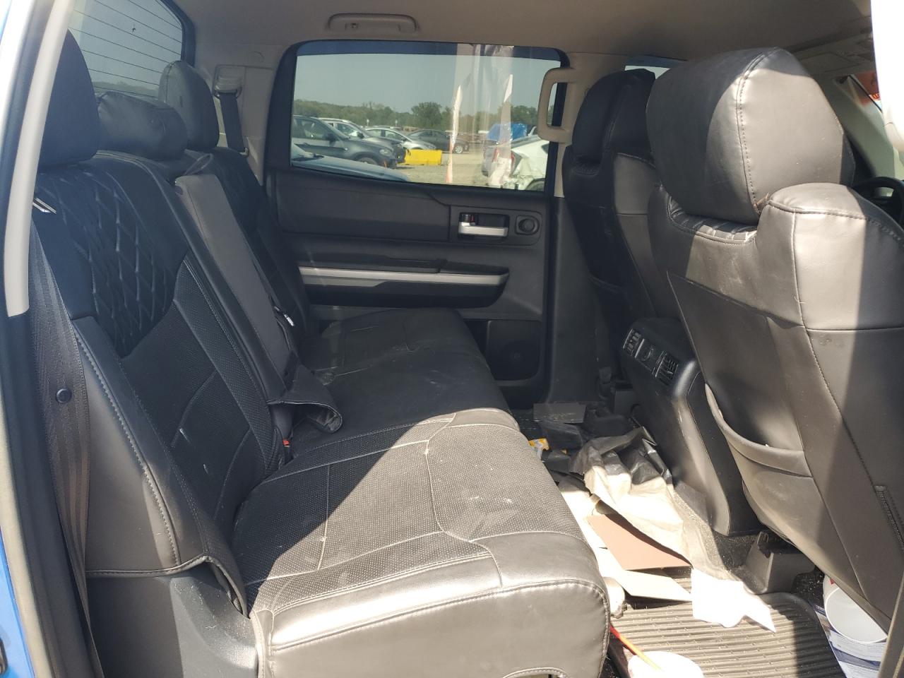 2018 Toyota Tundra Crewmax Sr5 VIN: 5TFDW5F15JX696487 Lot: 80267125