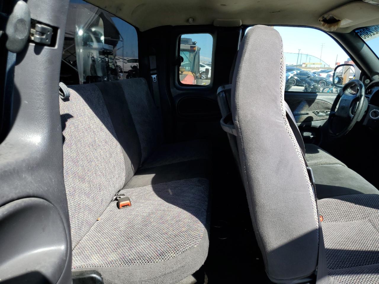 2001 Dodge Ram 1500 VIN: 3B7HF13Y61G710283 Lot: 81522305