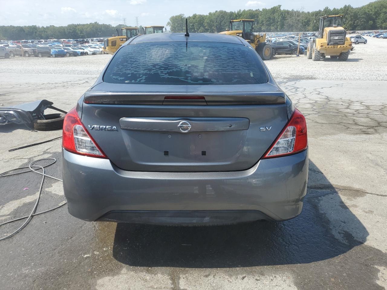 2018 Nissan Versa S VIN: 3N1CN7AP5JL845369 Lot: 71539025