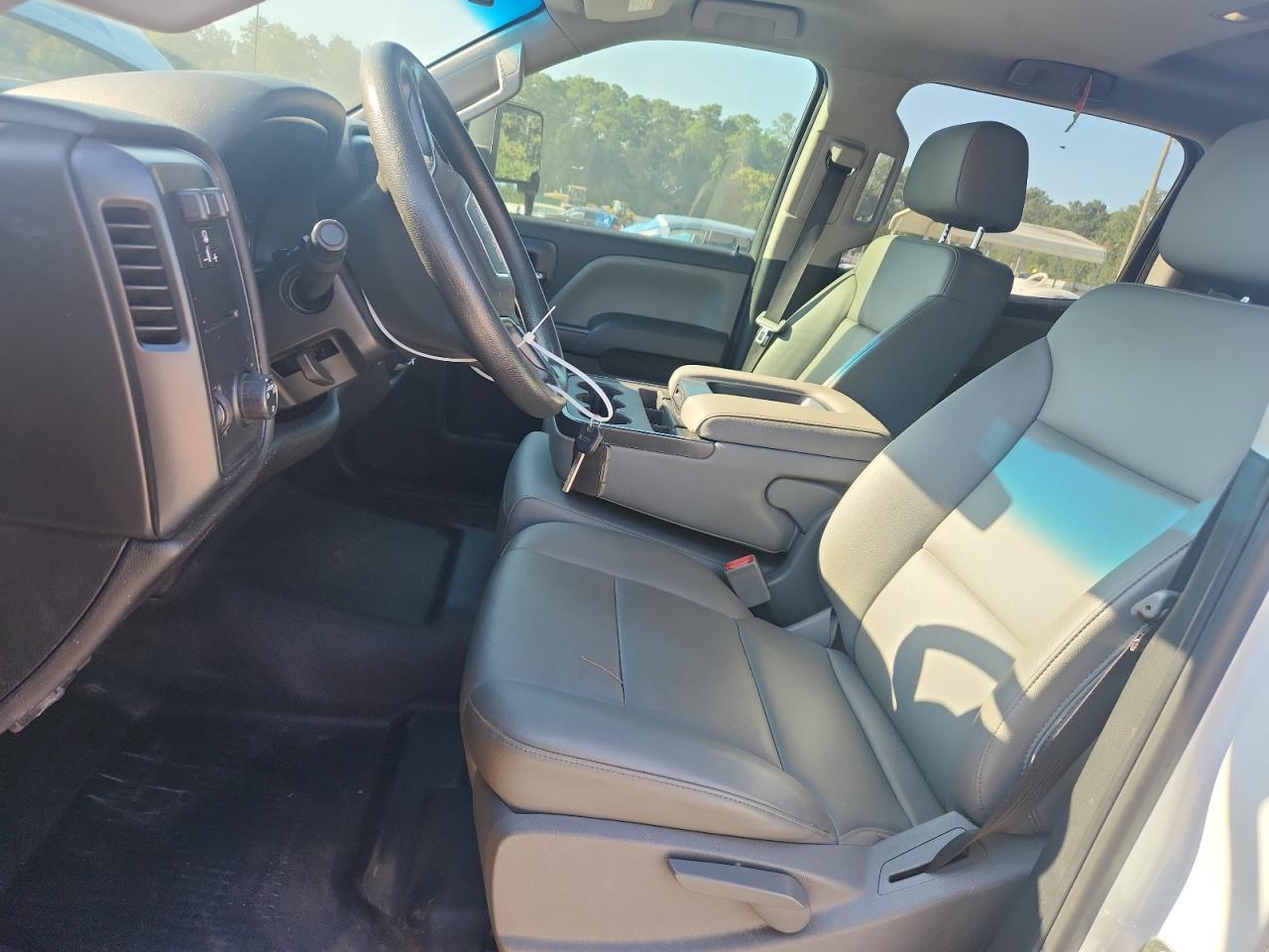 2018 GMC Sierra C2500 Heavy Duty VIN: 1GT11REG6JF270456 Lot: 80211615