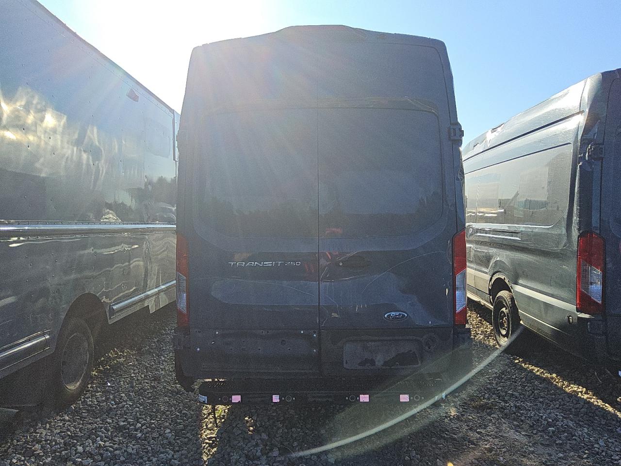 2020 Ford Transit T-250 VIN: 1FTBR3X81LKB04405 Lot: 67554195