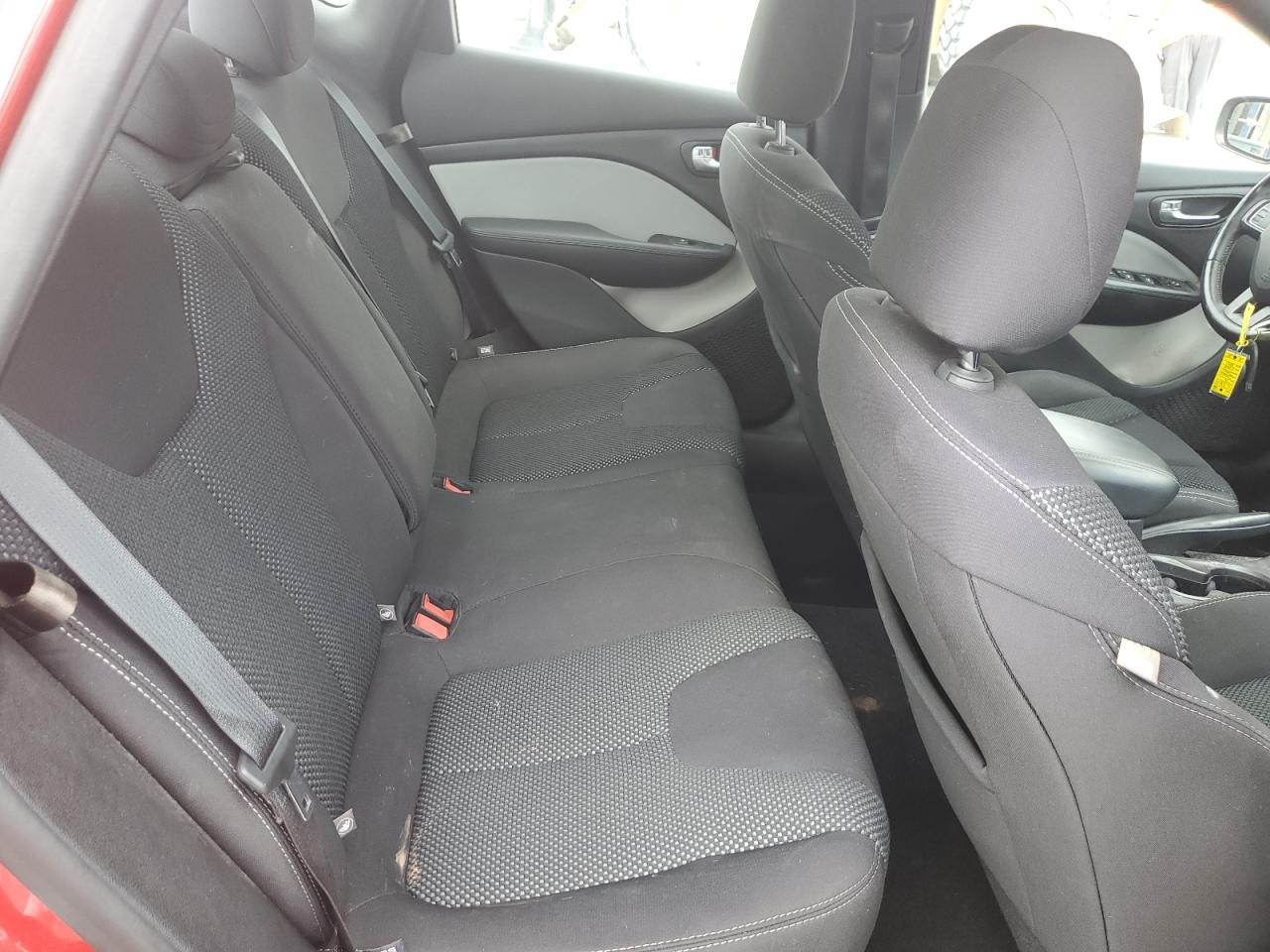 2014 Dodge Dart Sxt VIN: 1C3CDFBB2ED920543 Lot: 82081135