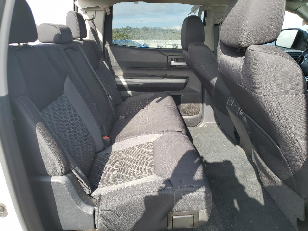 2020 Toyota Tundra Crewmax Sr5 VIN: 5TFDY5F13LX902287 Lot: 71431035