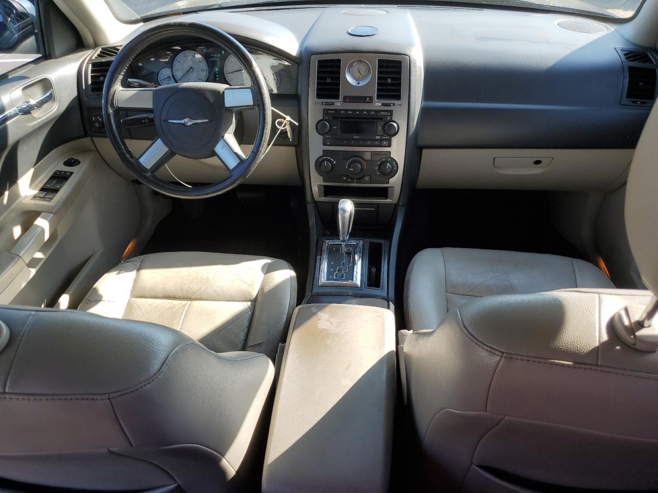 2007 Chrysler 300 Touring VIN: 2C3KA53G17H834963 Lot: 81817825