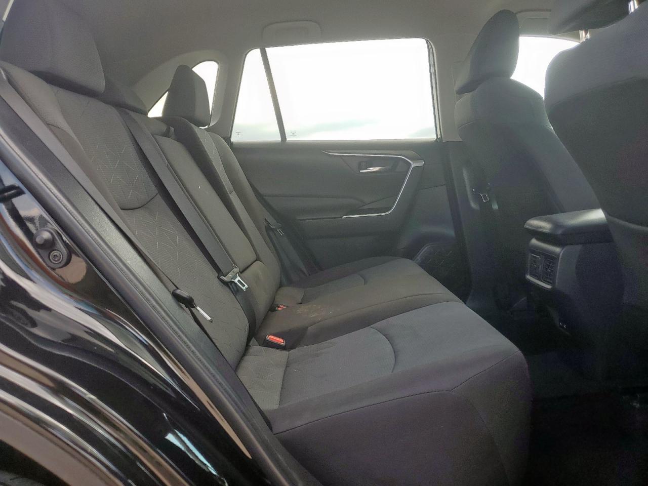 2022 Toyota Rav4 Xle VIN: 2T3W1RFVXNW192061 Lot: 70446255