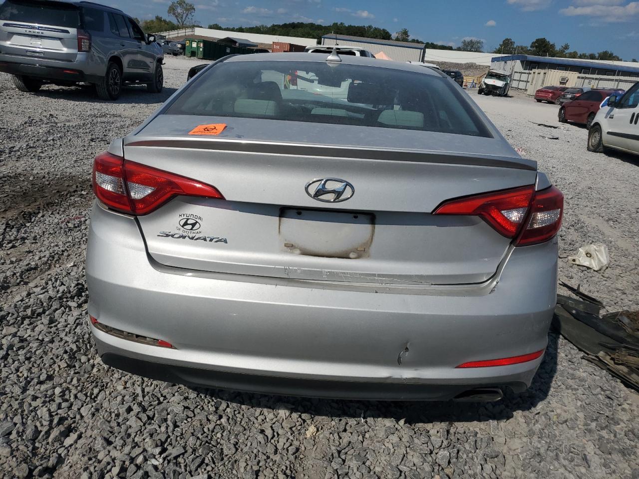 2015 Hyundai Sonata Se VIN: 5NPE24AF4FH018586 Lot: 71858675
