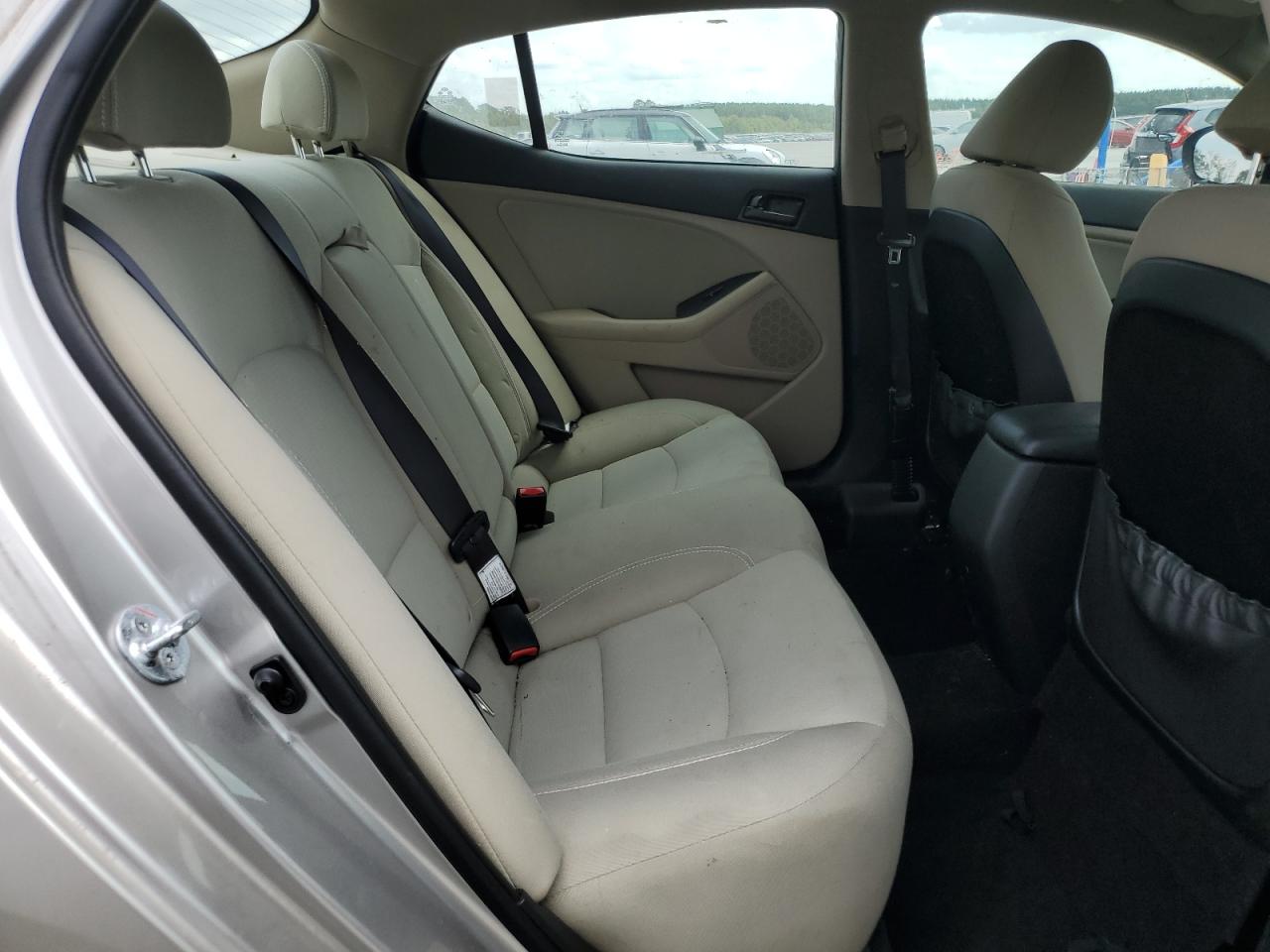 2012 Kia Optima Lx VIN: 5XXGM4A72CG056885 Lot: 81572385