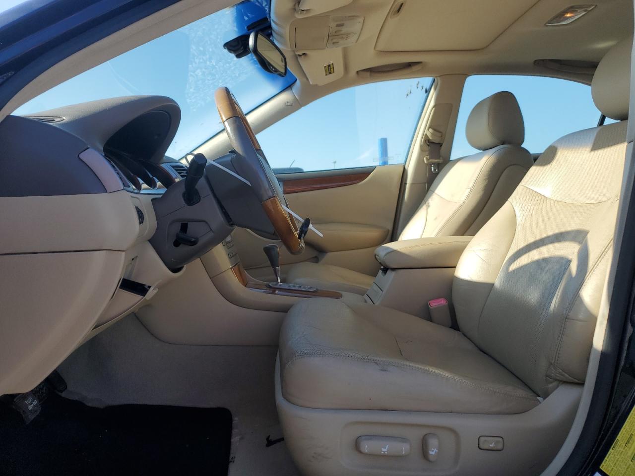 2005 Lexus Es 330 VIN: JTHBA30G355137673 Lot: 80722475