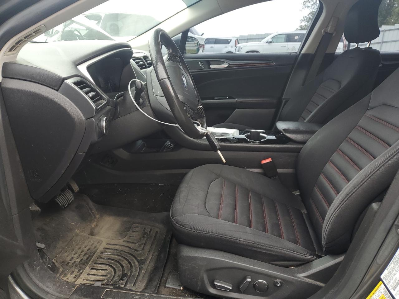 2015 Ford Fusion Se VIN: 3FA6P0H76FR275619 Lot: 81948565