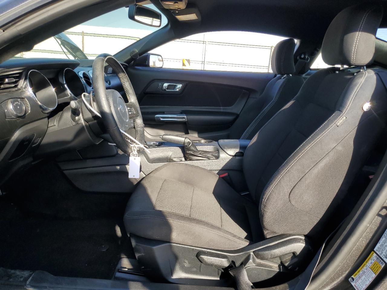 2017 Ford Mustang VIN: 1FA6P8AM9H5241145 Lot: 81768145