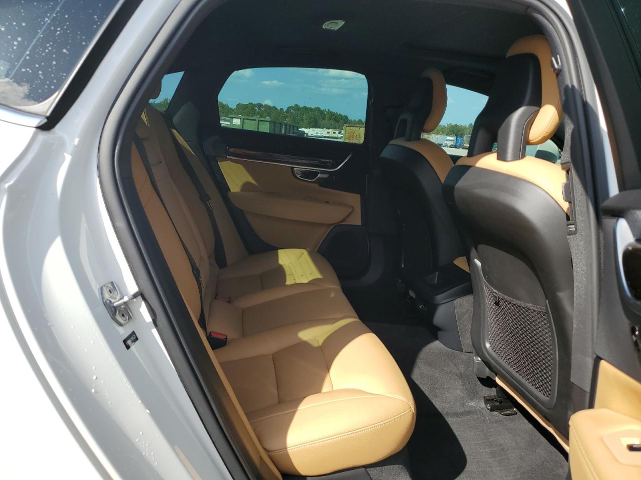 2017 Volvo S90 T6 Momentum VIN: YV1A22MK7H1015228 Lot: 82074615