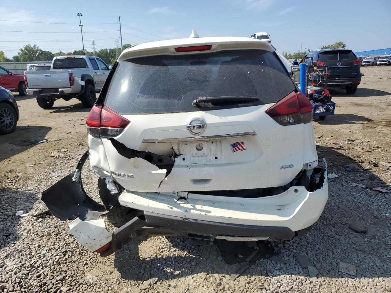 2018 Nissan Rogue S VIN: 5N1AT2MV7JC765831 Lot: 80810605