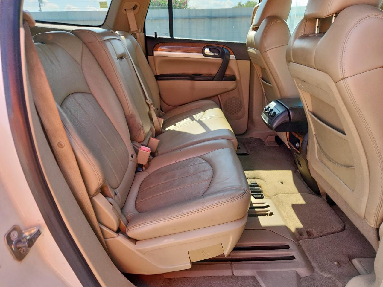 2008 Buick Enclave Cxl VIN: 5GAER23708J285662 Lot: 83829135