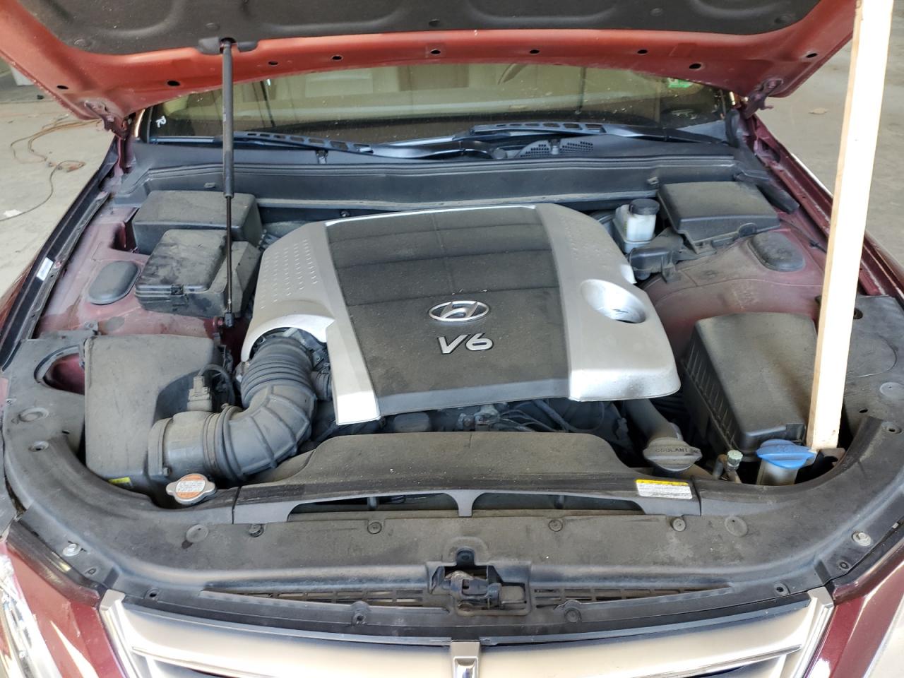 2009 Hyundai Genesis 3.8L VIN: KMHGC46E79U051304 Lot: 80304005