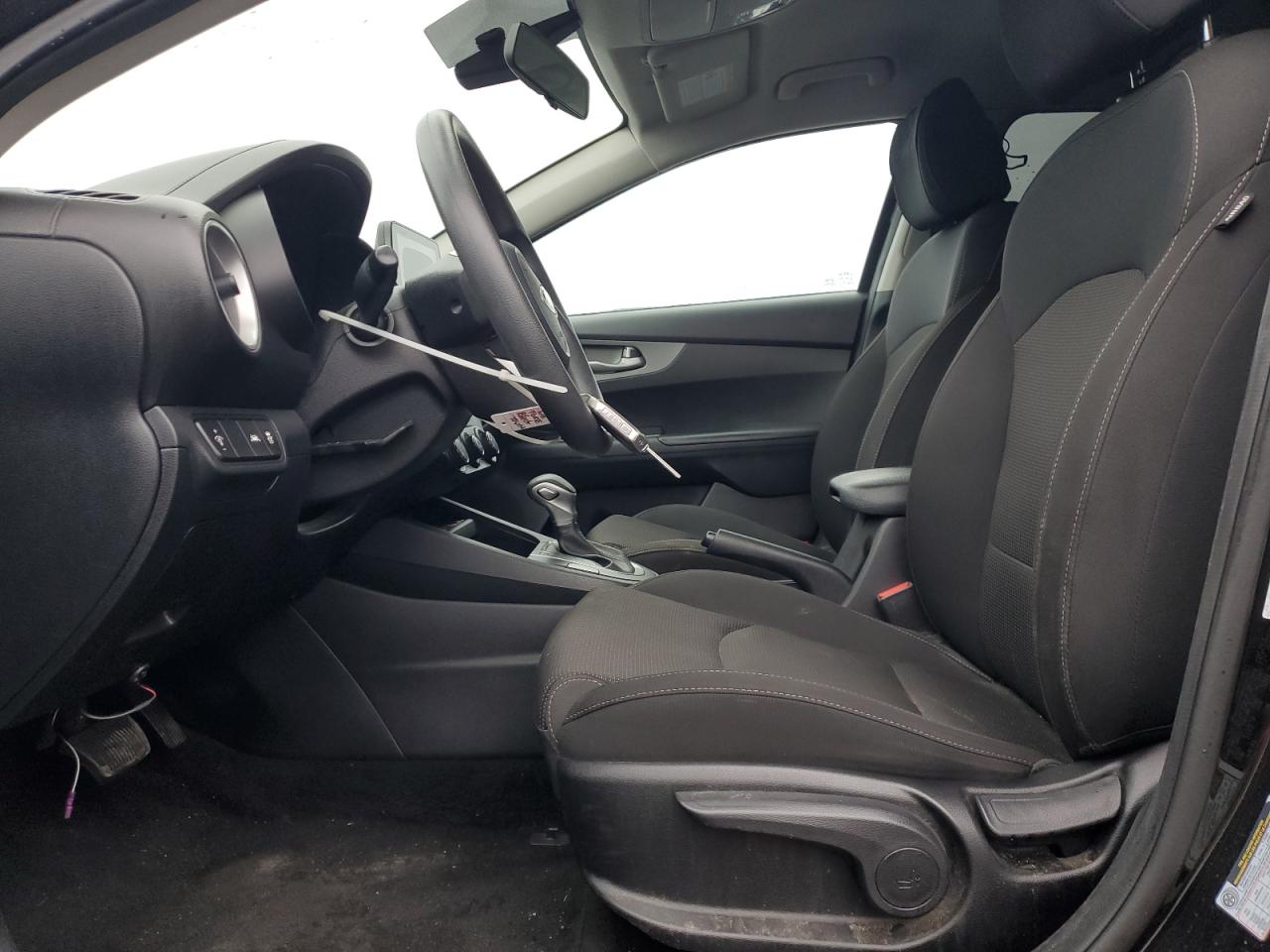 2020 Kia Forte Fe VIN: 3KPF24AD9LE157311 Lot: 80739575