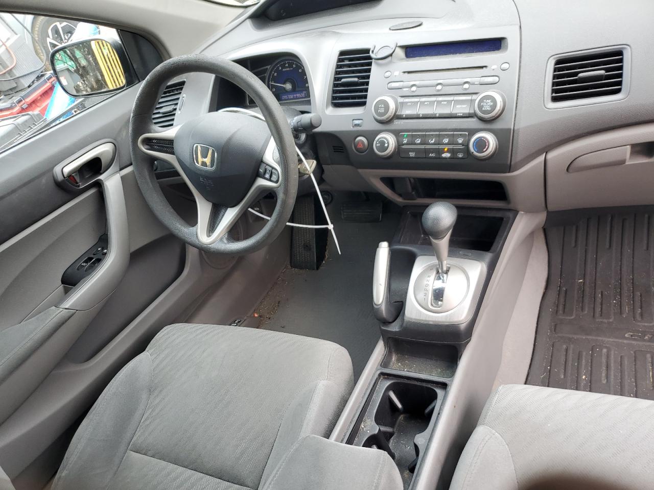 2010 Honda Civic Lx VIN: 2HGFG1B62AH523466 Lot: 84714695