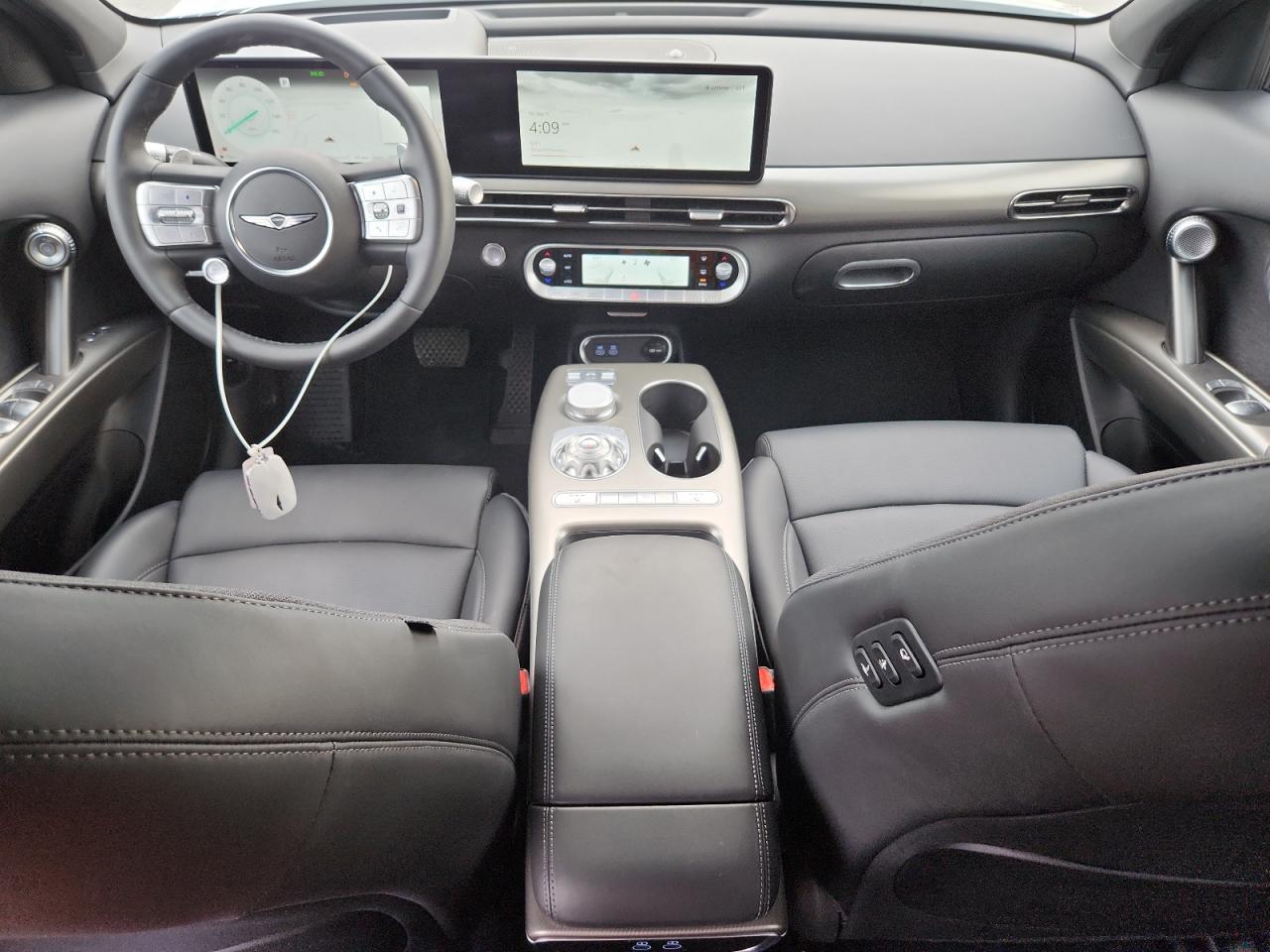 2025 Genesis Gv60 Advanced VIN: KMUKCDSC0SU027738 Lot: 71910765
