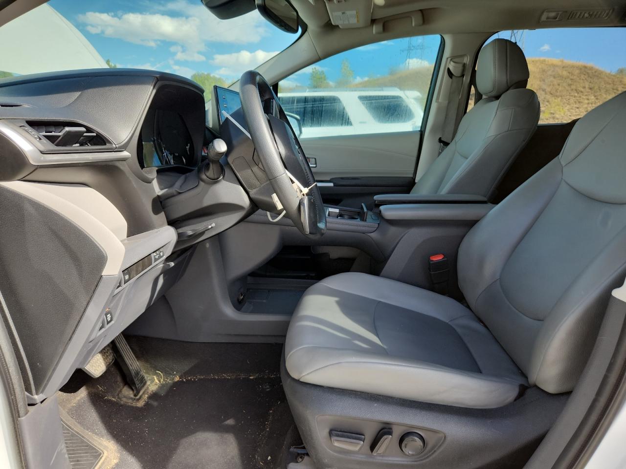 2022 Toyota Sienna Xle VIN: 5TDYRKEC2NS106185 Lot: 70668045