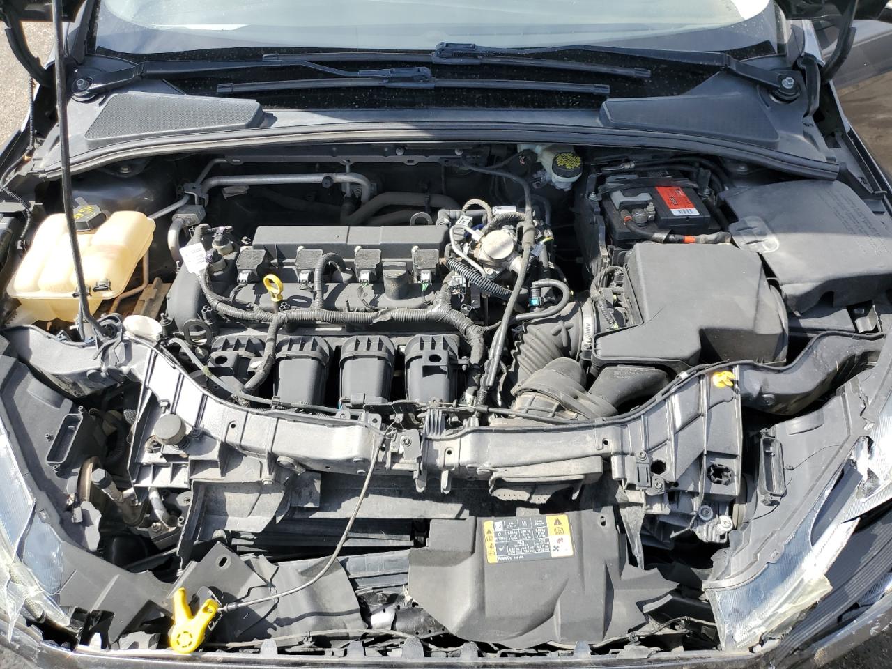 2016 Ford Focus Se VIN: 1FADP3F21GL323558 Lot: 84638085