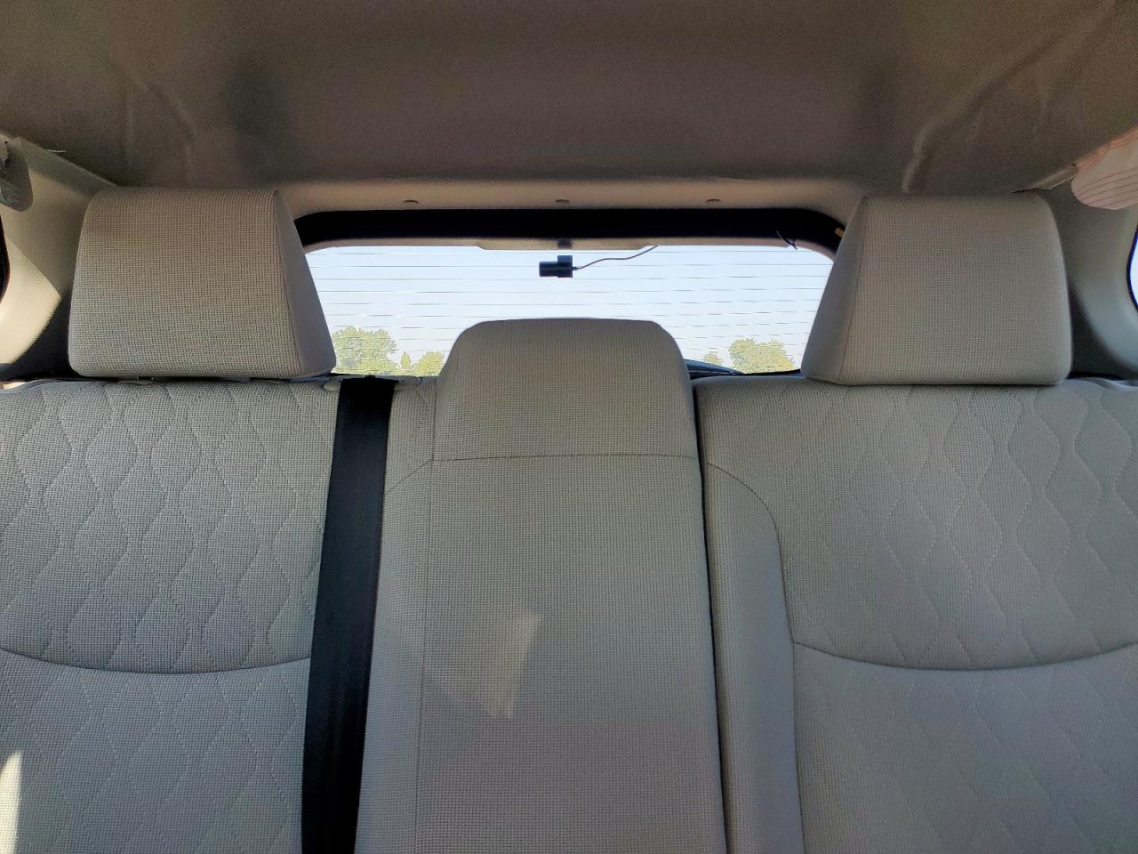 2025 Toyota Corolla Cross Le VIN: 7MUBAAAG9SV143073 Lot: 71320625