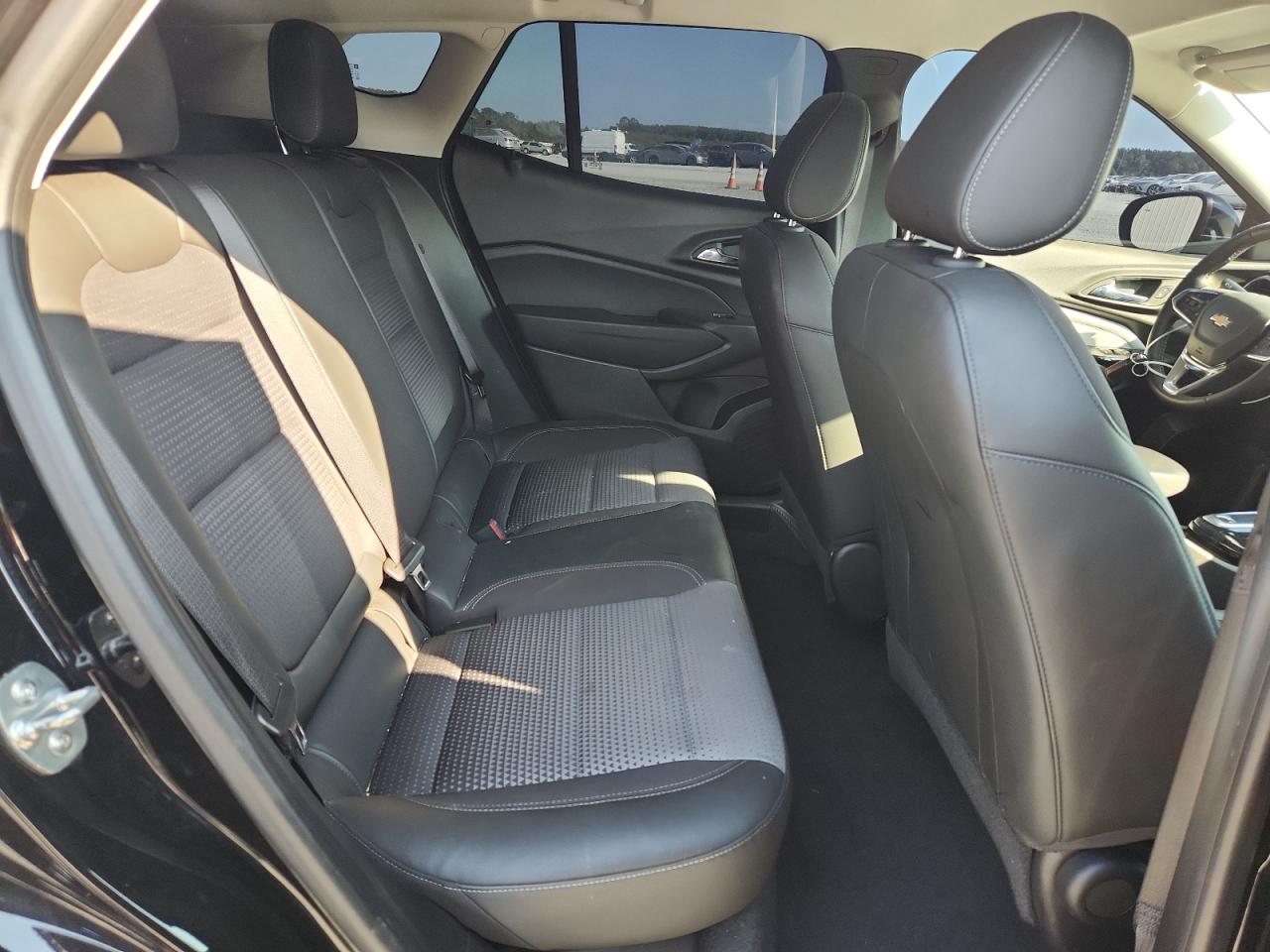 2025 Chevrolet Trax 1Lt VIN: KL77LHEPXSC033225 Lot: 81697065