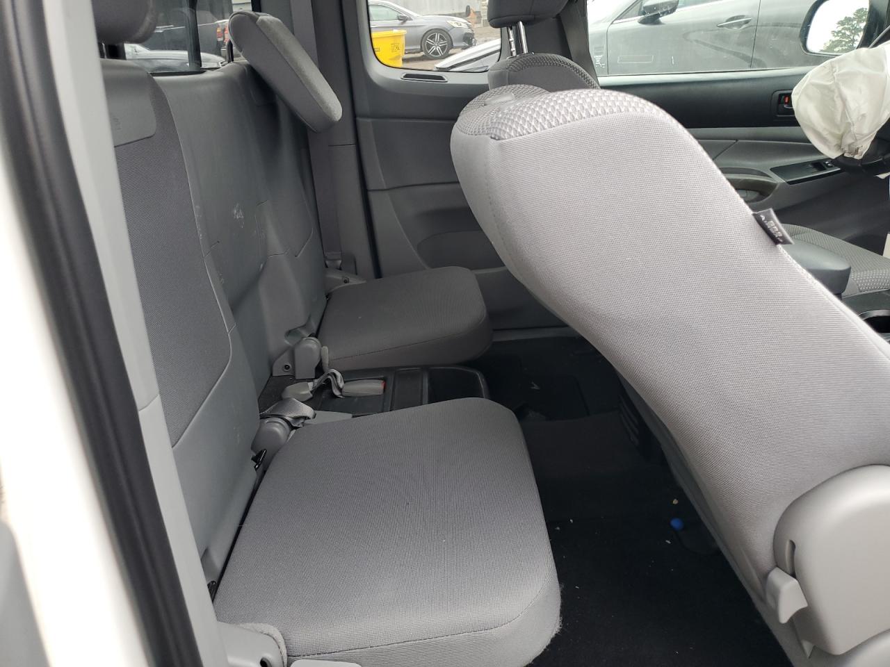 2012 Toyota Tacoma Prerunner Access Cab VIN: 5TFTU4GN4CX023948 Lot: 84046025