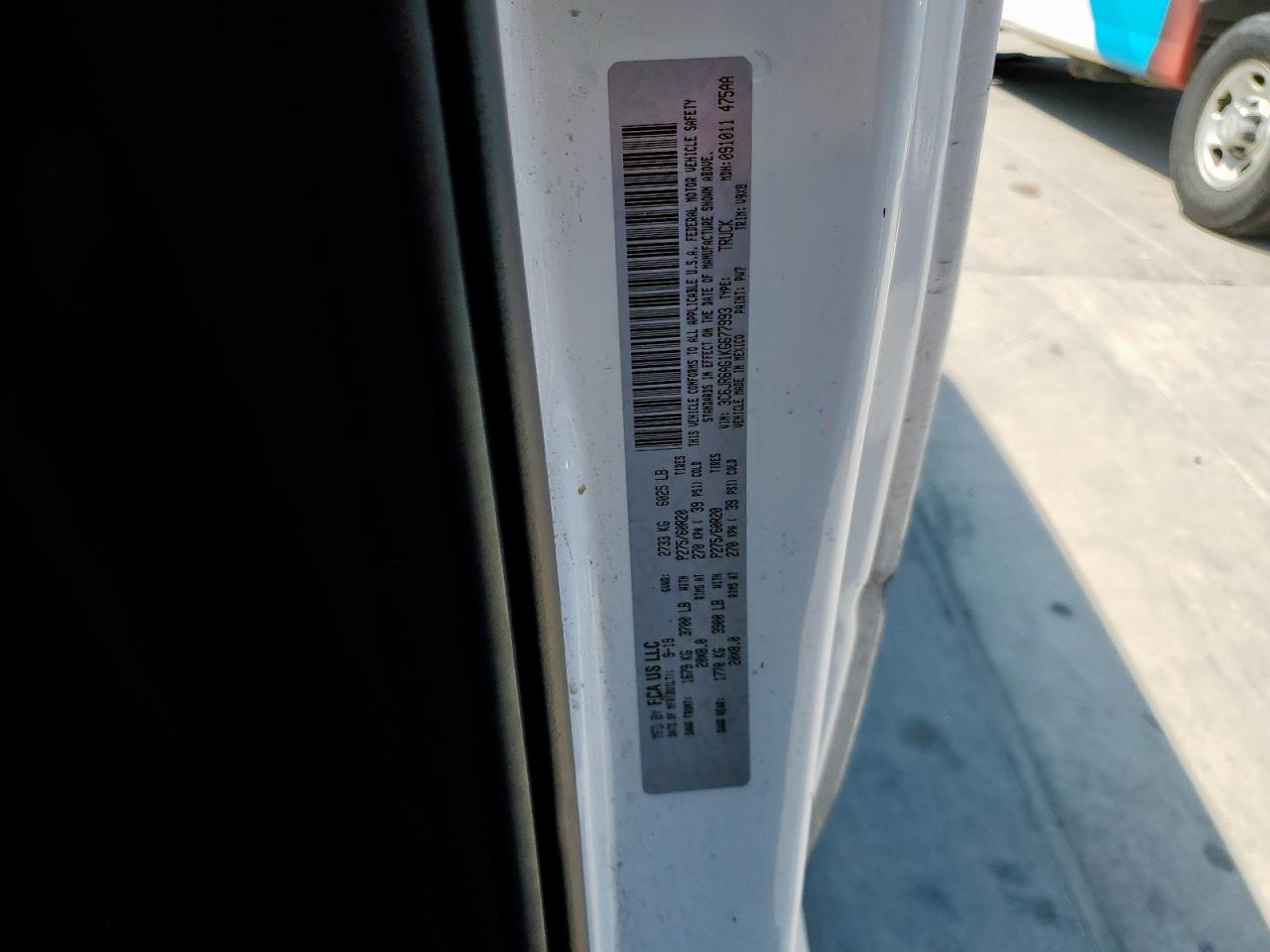 2019 Ram 1500 Classic Tradesman VIN: 3C6JR6AG1KG677993 Lot: 81064025