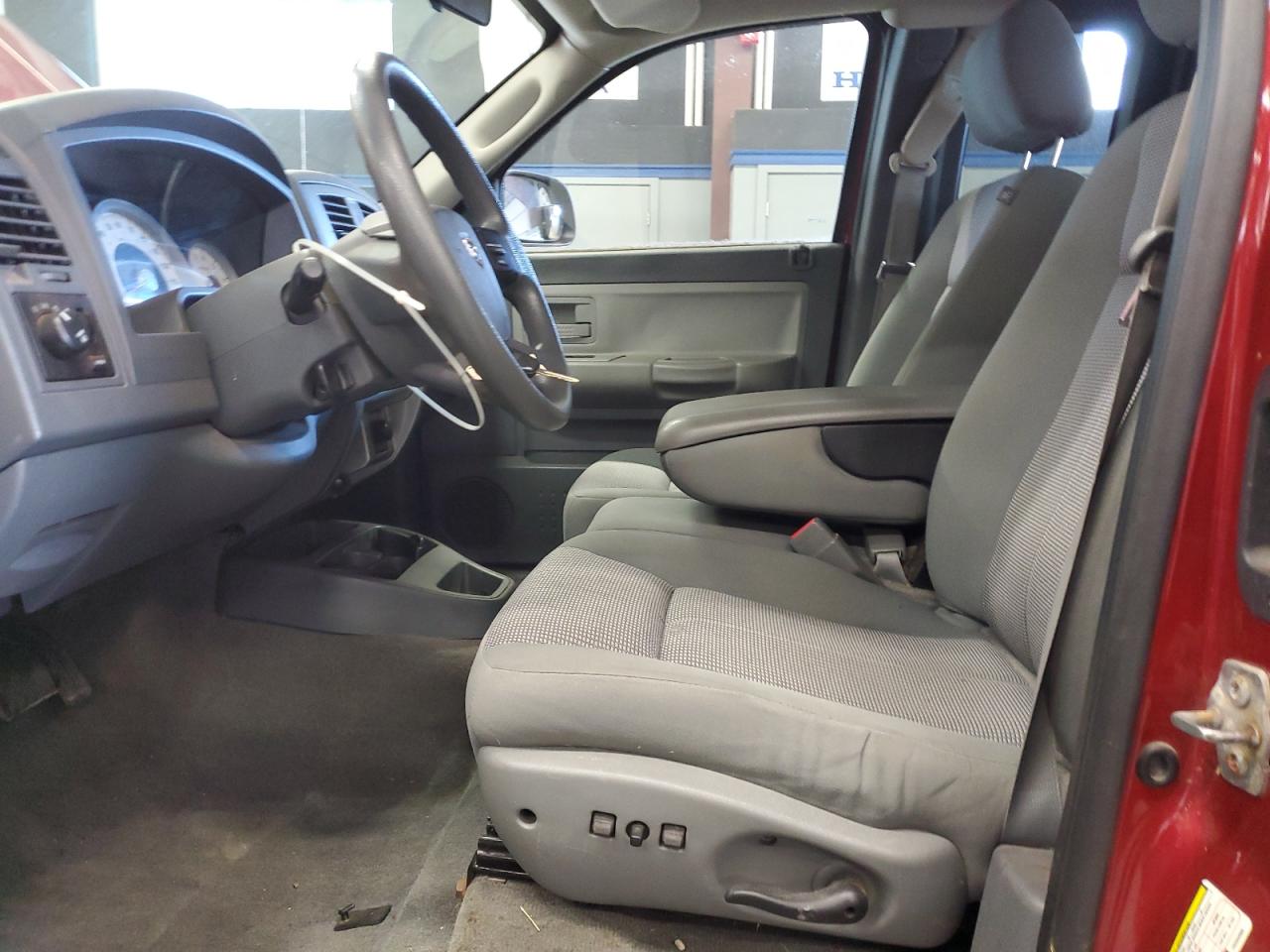 2007 Dodge Dakota Slt VIN: 1D7HW42K57S232685 Lot: 70937455