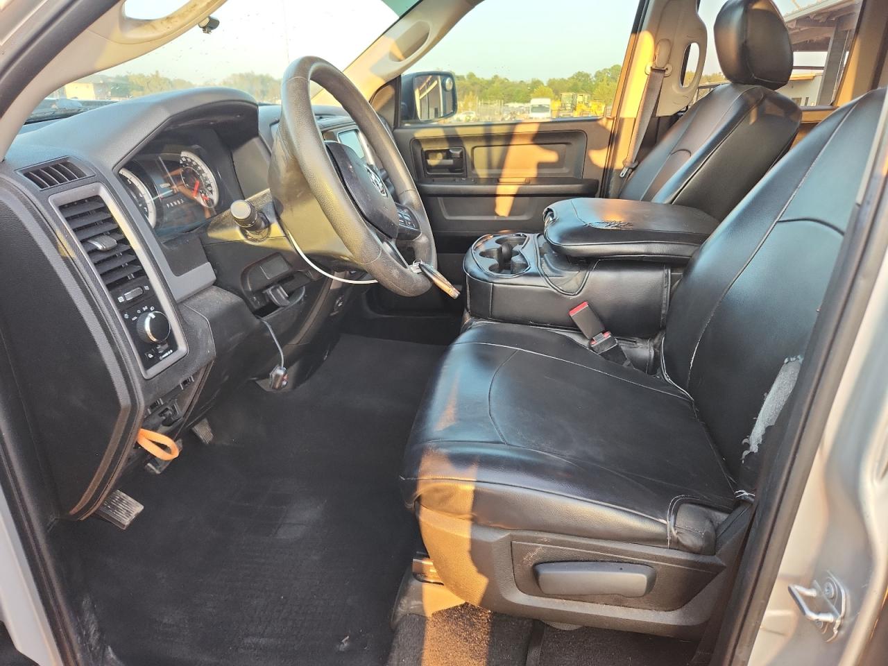 2019 Ram 1500 Classic Tradesman VIN: 1C6RR6FG6KS528497 Lot: 80675765