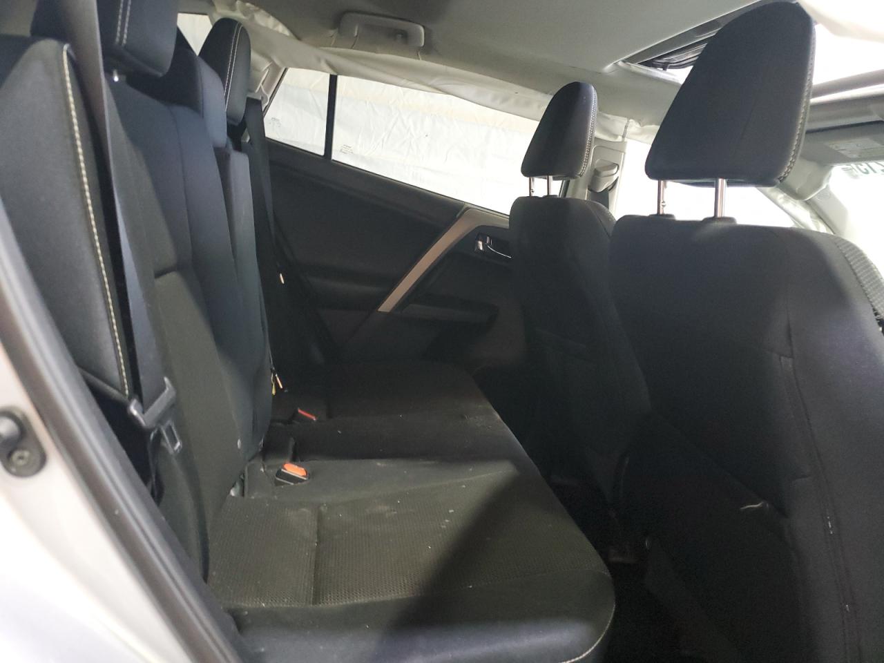 2017 Toyota Rav4 Xle VIN: 2T3RFREV3HW602039 Lot: 71164215