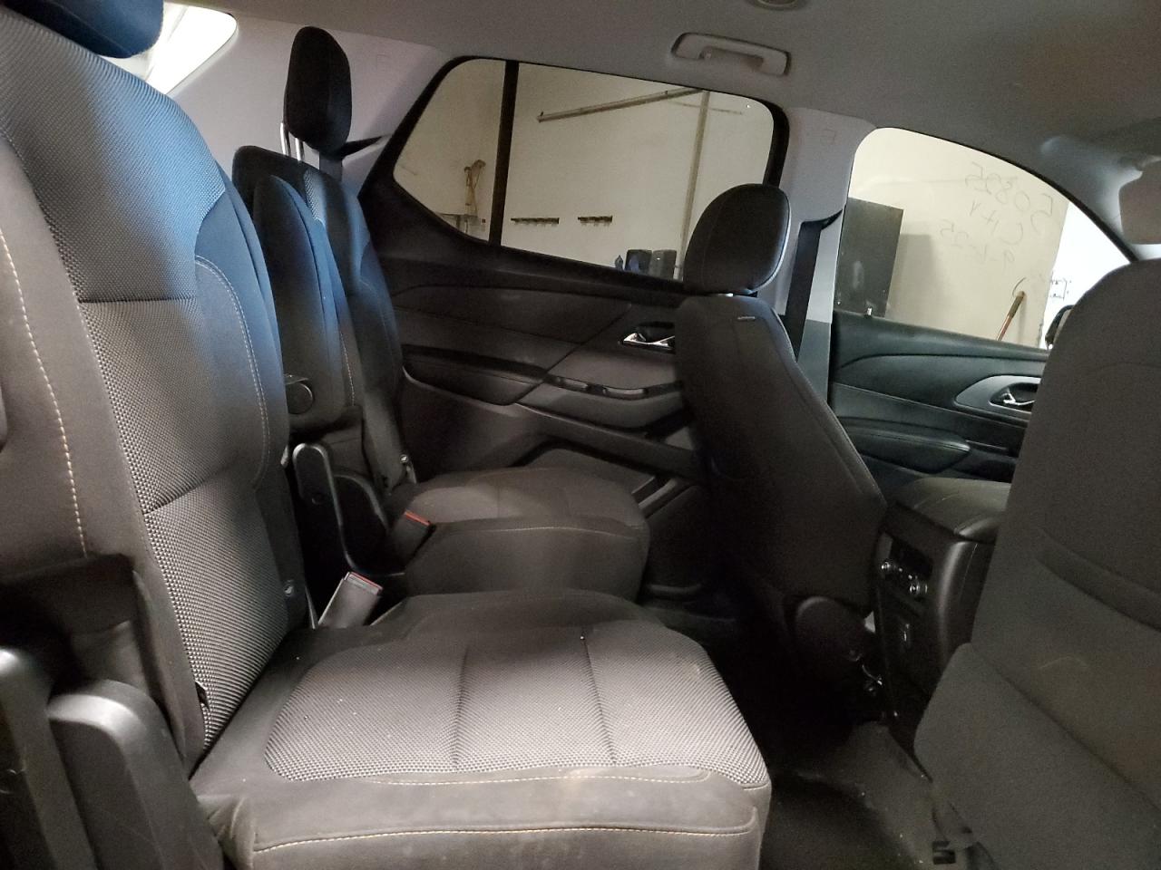 2018 Chevrolet Traverse Lt VIN: 1GNERGKW1JJ250825 Lot: 83835135