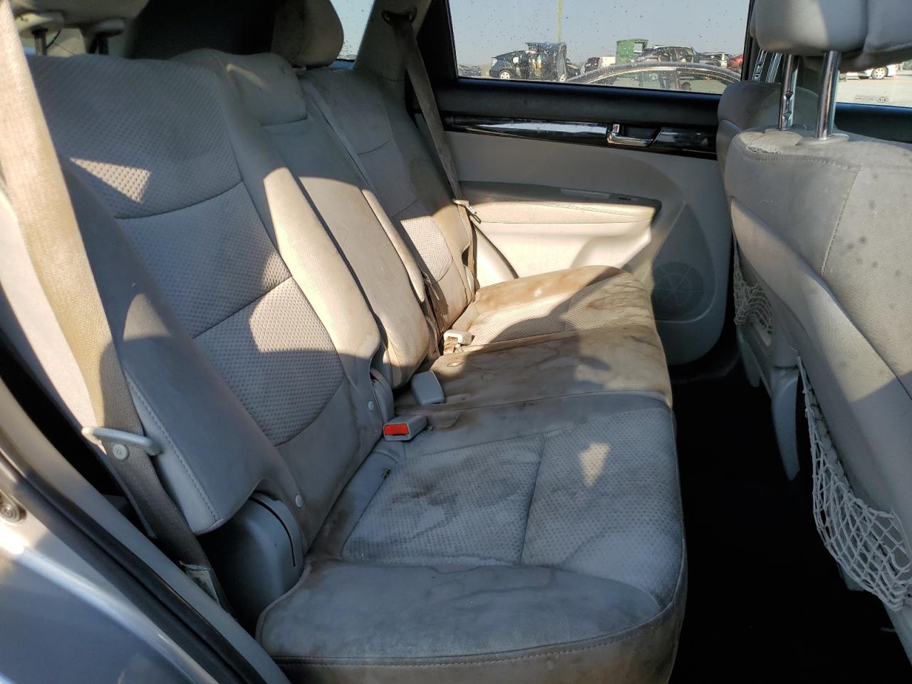 2011 Kia Sorento Base VIN: 5XYKT3A11BG148454 Lot: 80439385