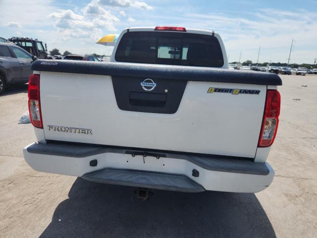 Pickups NISSAN FRONTIER 2015 Biały