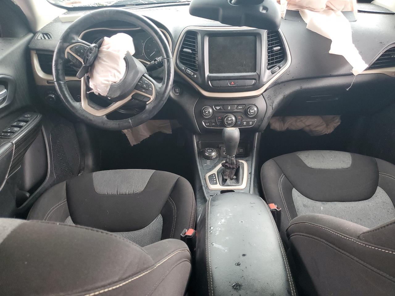 2014 Jeep Cherokee Latitude VIN: 1C4PJMCS6EW198460 Lot: 96909075