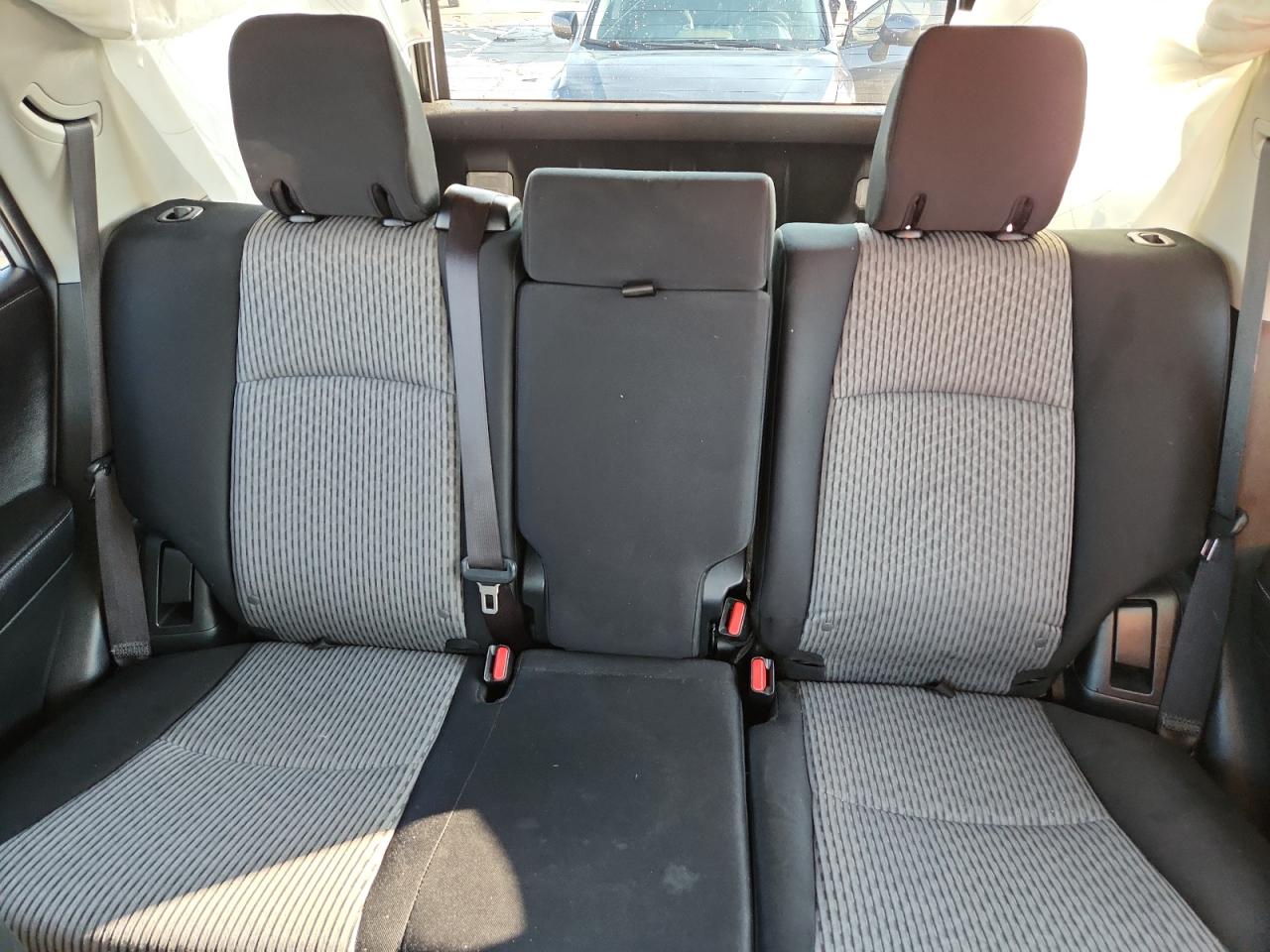 2016 Toyota 4Runner Sr5/Sr5 Premium VIN: JTEBU5JR5G5351860 Lot: 70303935