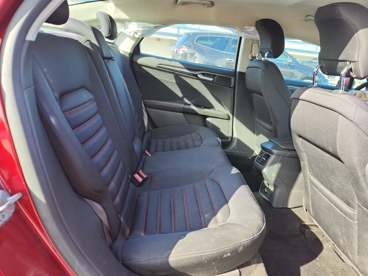 2014 Ford Fusion Se VIN: 1FA6P0HD7E5379706 Lot: 83823255