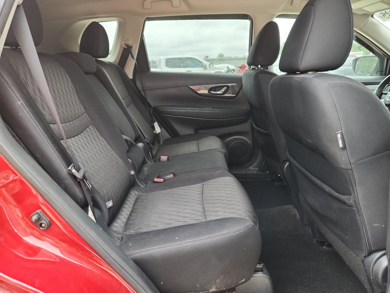 2018 Nissan Rogue S VIN: 5N1AT2MVXJC773194 Lot: 84711645