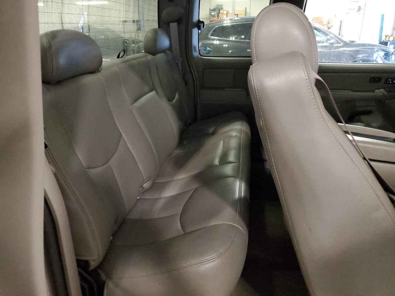 2005 Chevrolet Silverado K1500 VIN: 1GCEK19B45E269266 Lot: 81042395