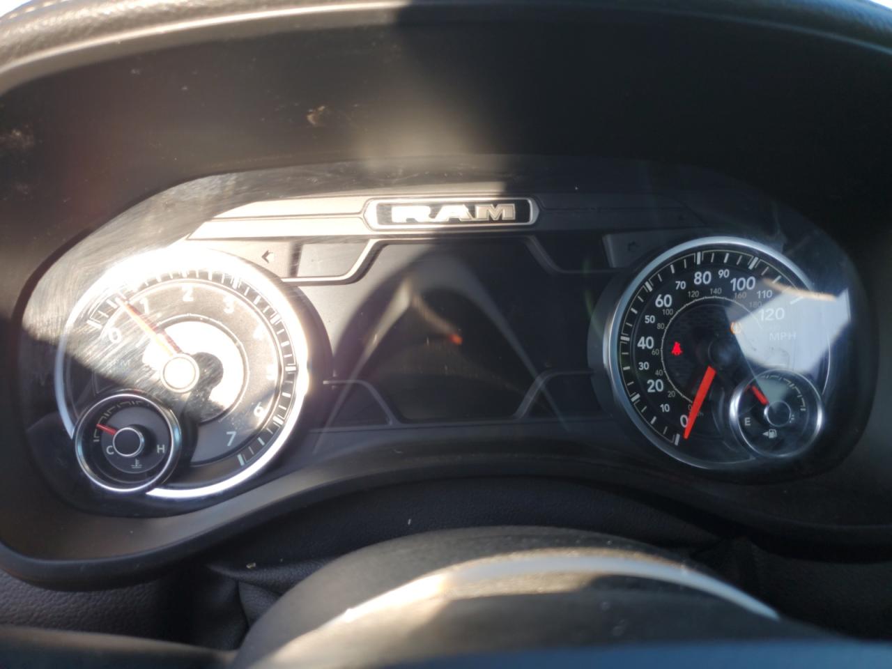 2019 Ram 1500 Laramie VIN: 1C6SRFJT7KN715557 Lot: 81608595
