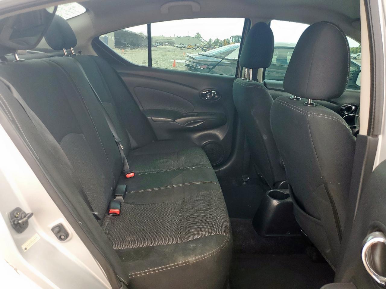 2017 Nissan Versa S VIN: 3N1CN7AP3HL852704 Lot: 70916985