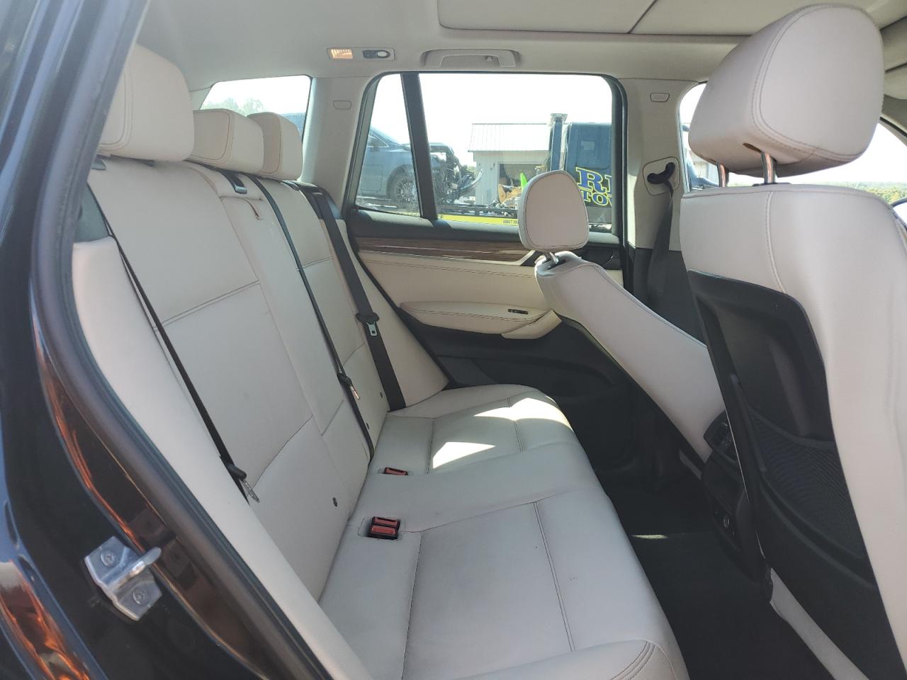 2017 BMW X3 xDrive28I VIN: 5UXWX9C38H0T19981 Lot: 81644655