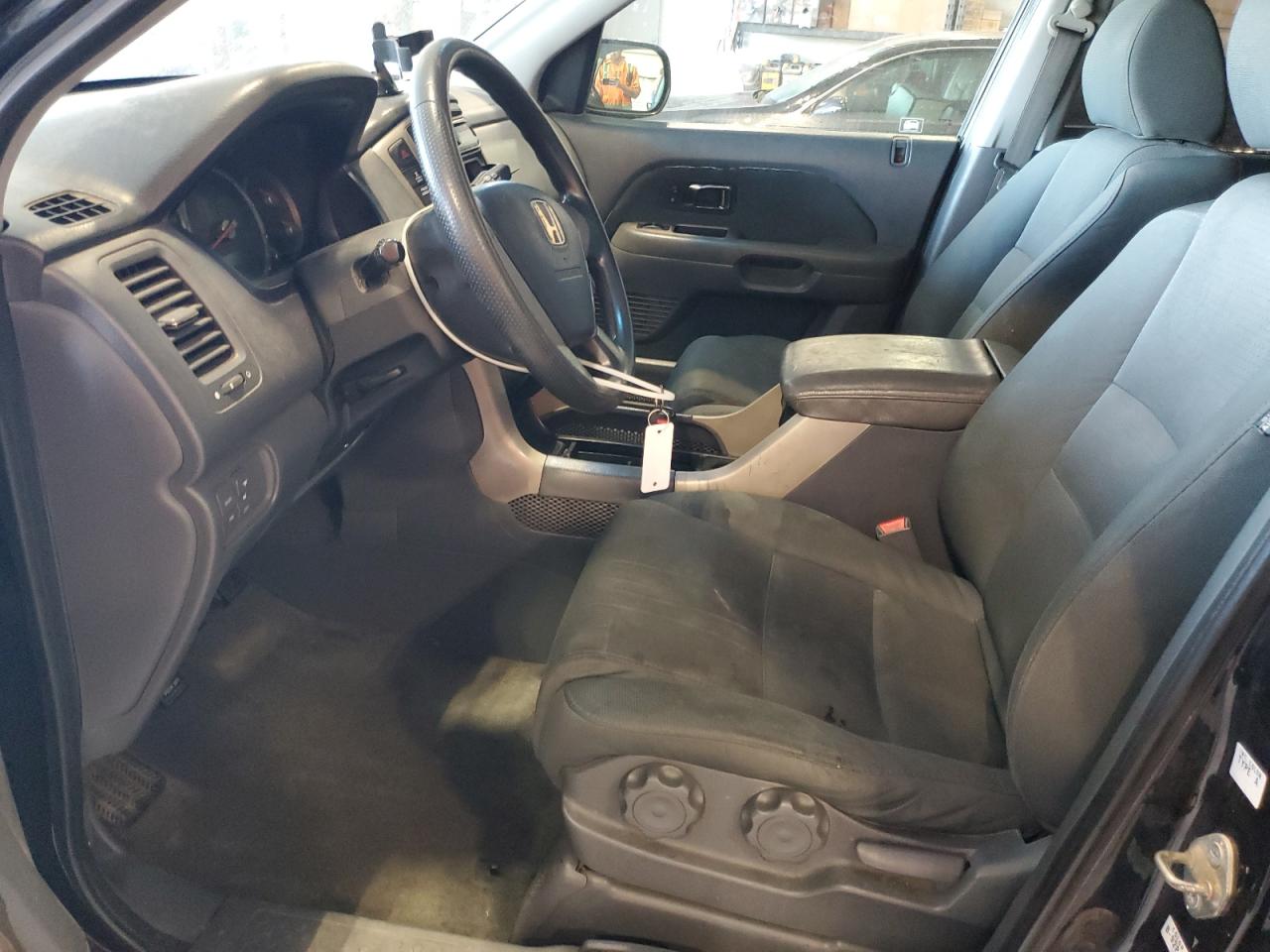 2006 Honda Pilot Lx VIN: 2HKYF18106H539363 Lot: 81325735