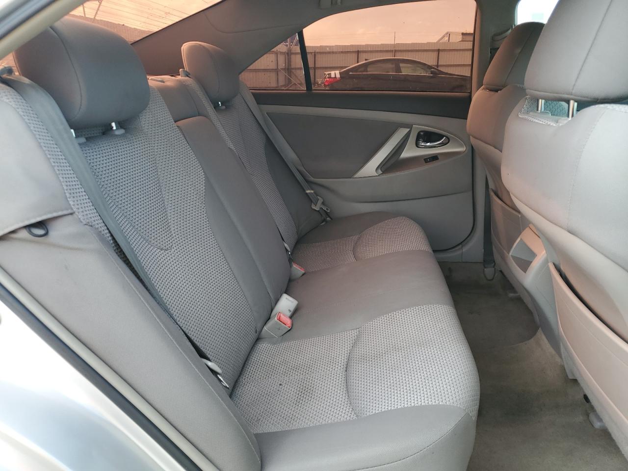 2010 Toyota Camry Base VIN: 4T1BF3EK4AU039697 Lot: 81491185